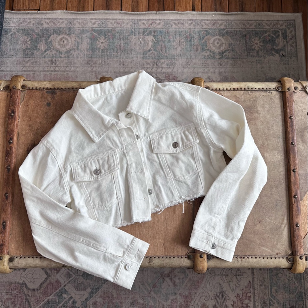 SHEIN Women’s White Crop Jean Jacket XS